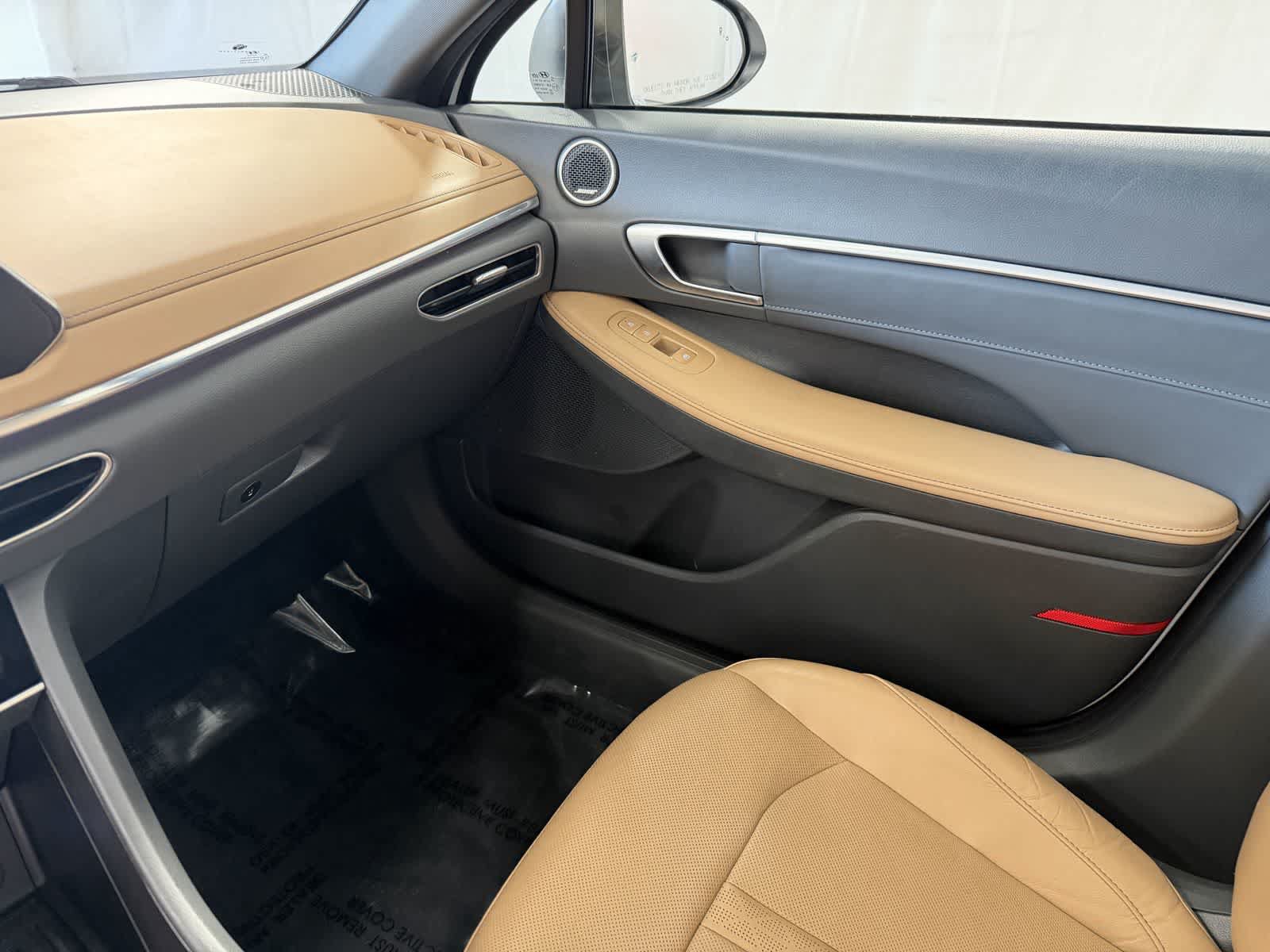 Used 2020 Hyundai Sonata Limited FWD image 24