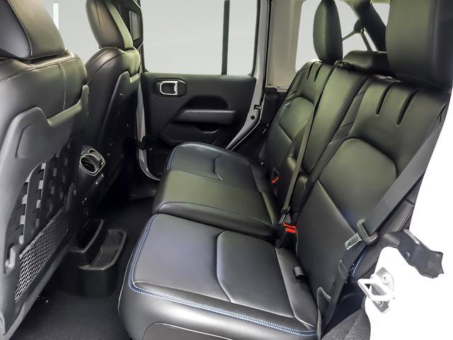 Used 2021 Jeep Wrangler Unlimited Rubicon 4xe w/ Steel Bumper Group AWD/4WD image 10