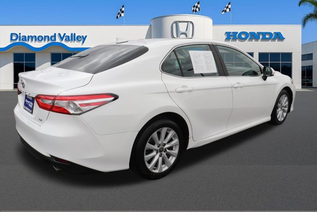 Used 2020 Toyota Camry LE FWD image 7