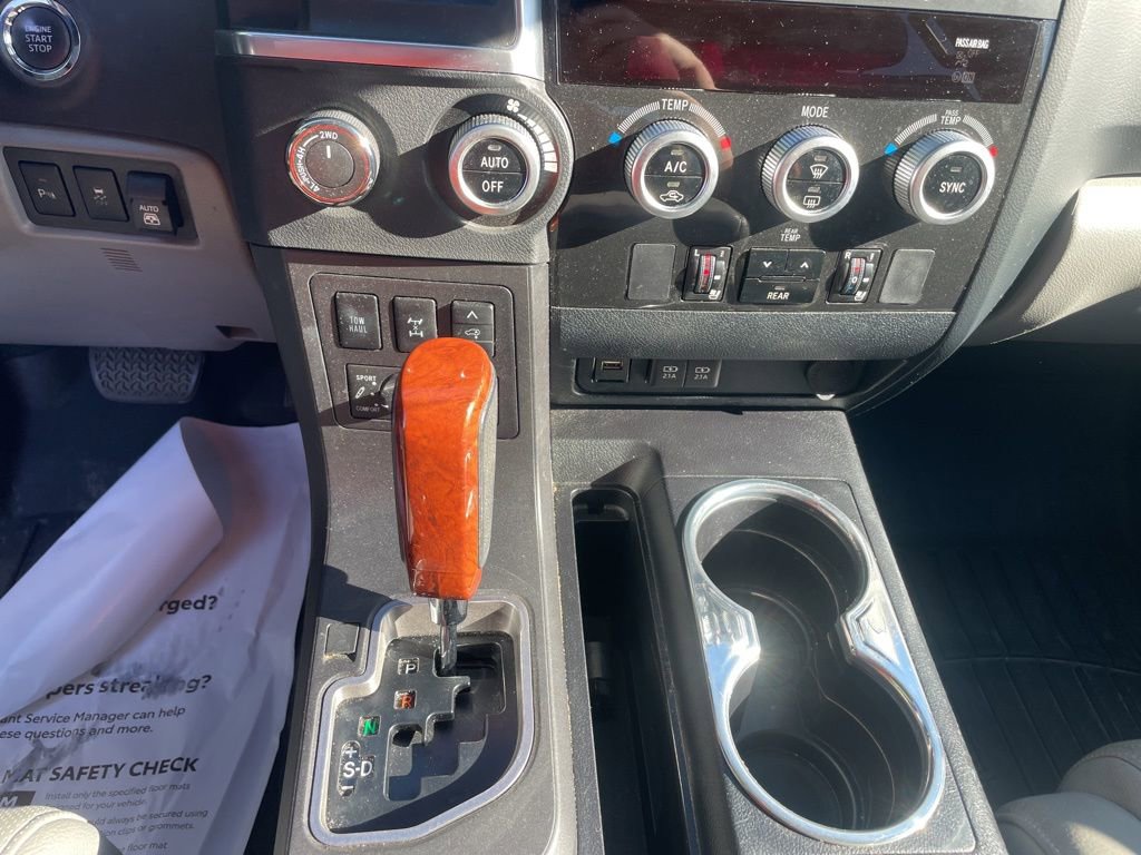 Used 2020 Toyota Sequoia Platinum AWD/4WD image 23