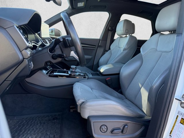 Used 2022 Audi SQ5 Premium Plus w/ Premium Plus Package AWD/4WD image 17