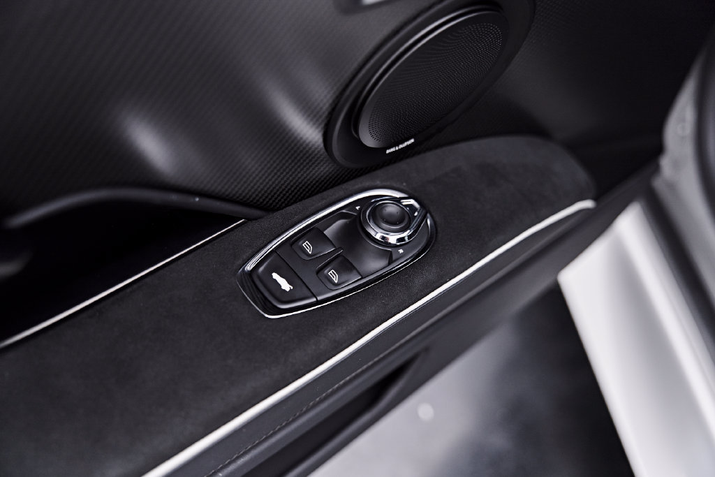 Used 2023 Aston Martin DBS Coupe RWD image 45