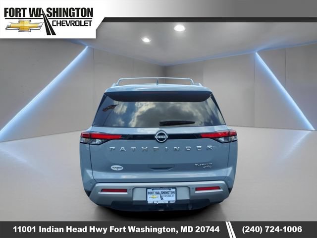 Used 2024 Nissan Pathfinder Platinum AWD/4WD image 4