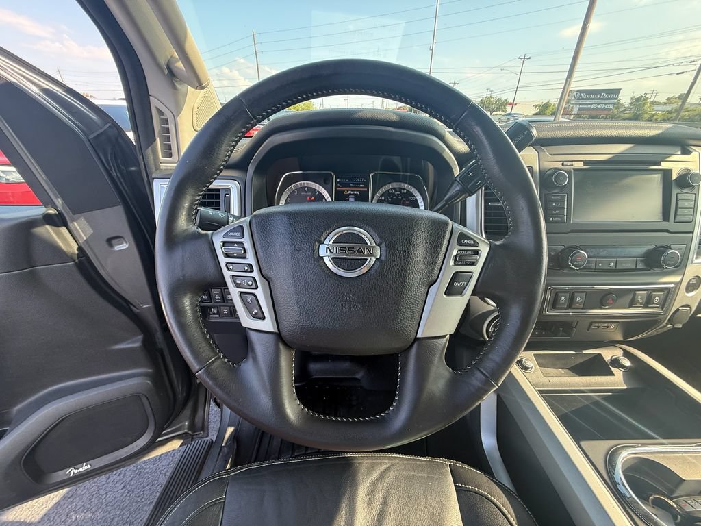 Used 2019 Nissan Titan PRO-4X w/ Pro-4x Convenience Package AWD/4WD image 16
