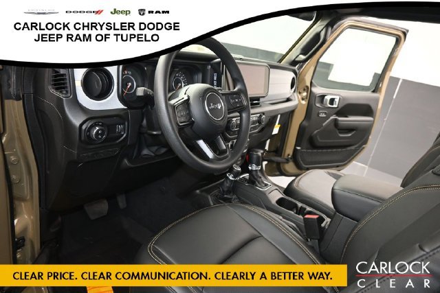 New 2026 Jeep Gladiator Sport AWD/4WD image 13