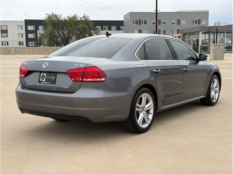 Used 2014 Volkswagen Passat 1.8T SE FWD image 8