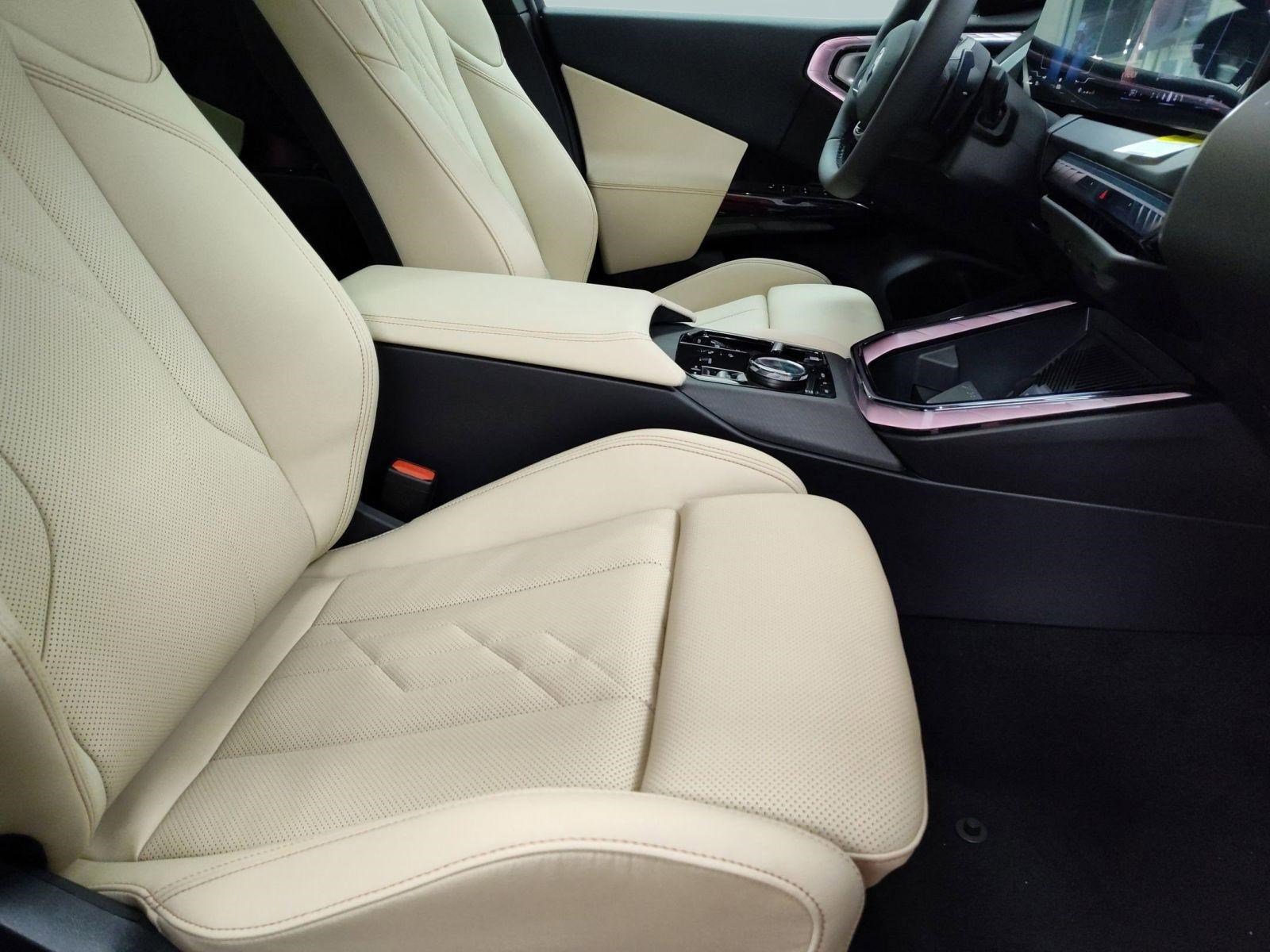 Used 2026 BMW X1 xDrive28i w/ Convenience Package image 26
