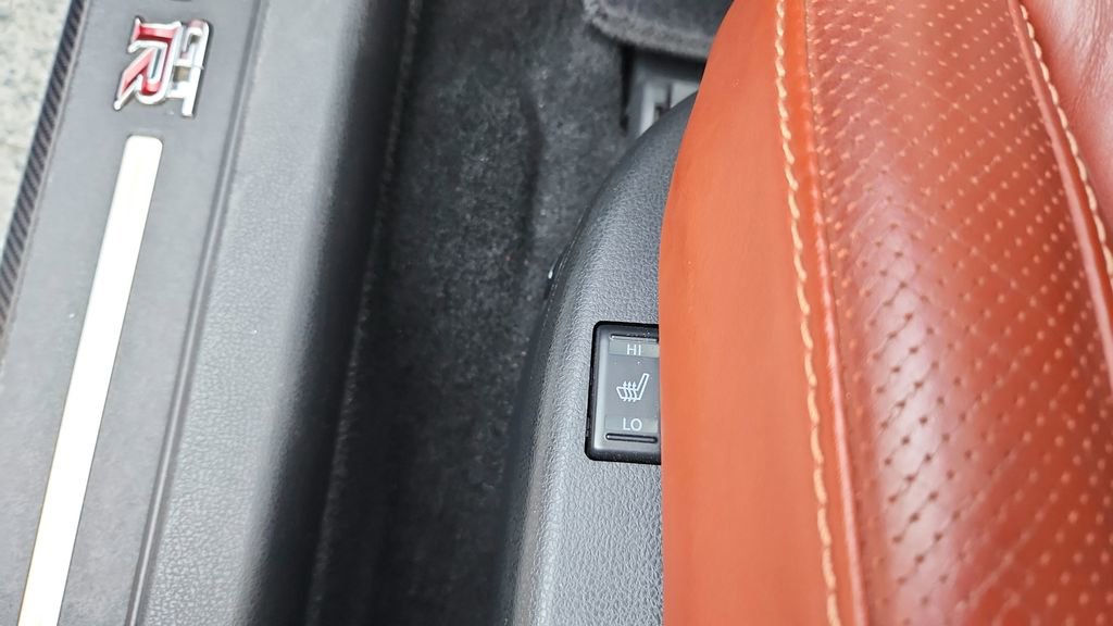 Used 2015 Nissan GT-R Premium image 18