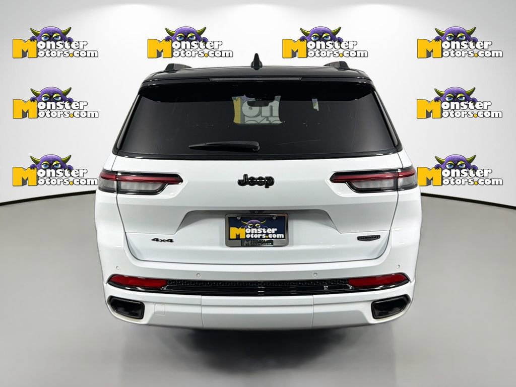 Used 2023 Jeep Grand Cherokee L Summit w/ Rear Seat Video Group I AWD/4WD image 6