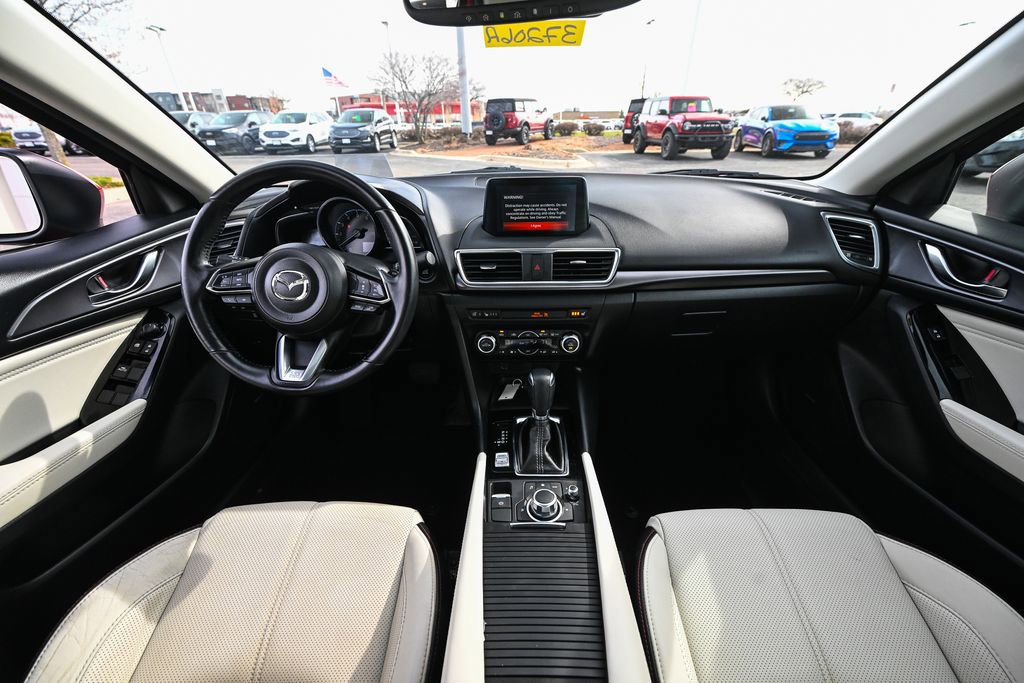 Used 2018 MAZDA MAZDA3 Grand Touring w/ Premium Equipment Package image 28