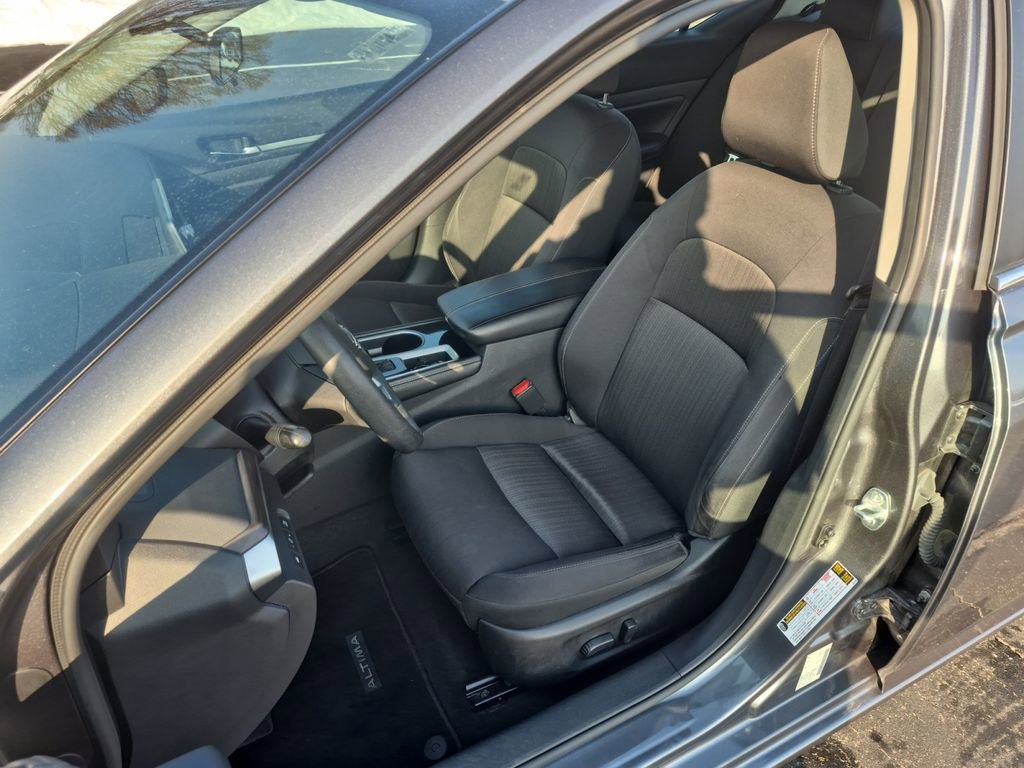 Used 2023 Nissan Altima 2.5 SV image 16