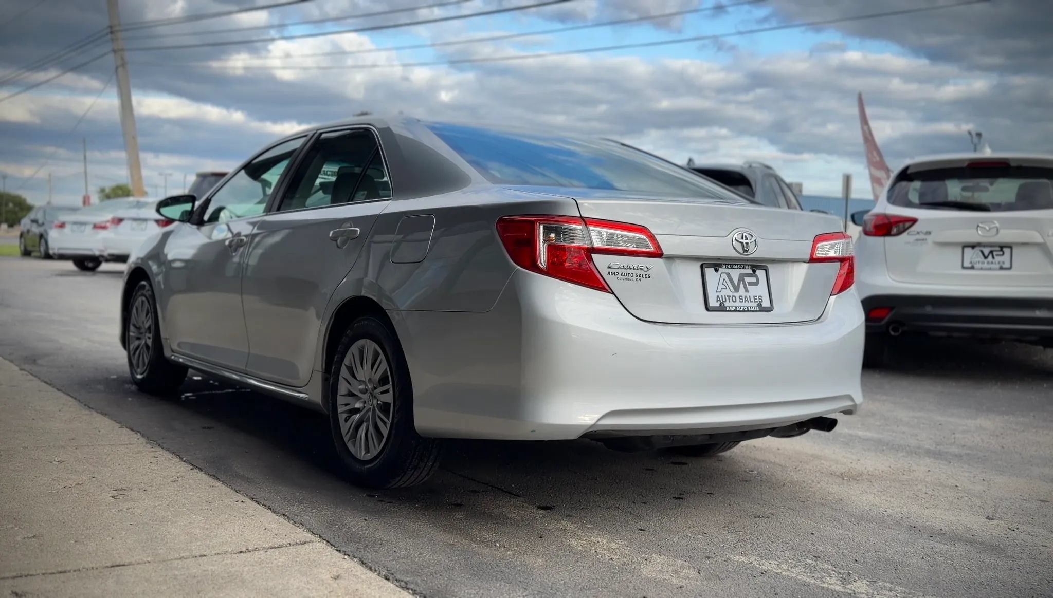 Used 2012 Toyota Camry LE FWD image 4