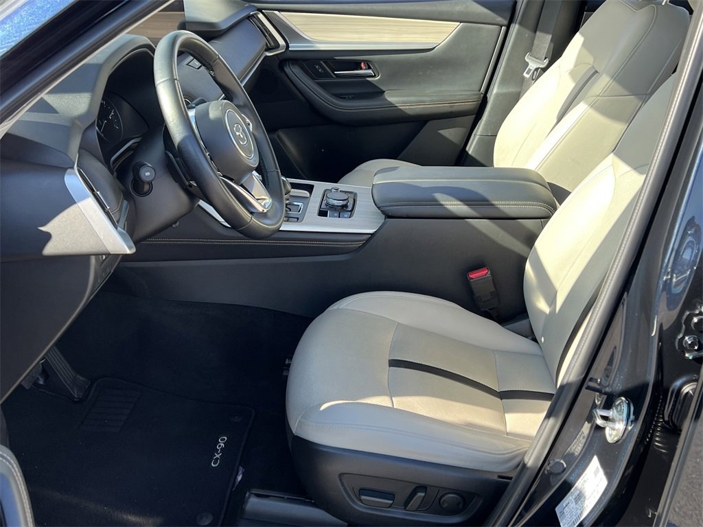 Used 2025 MAZDA CX-90 3.3 Turbo w/ Preferred Package image 19