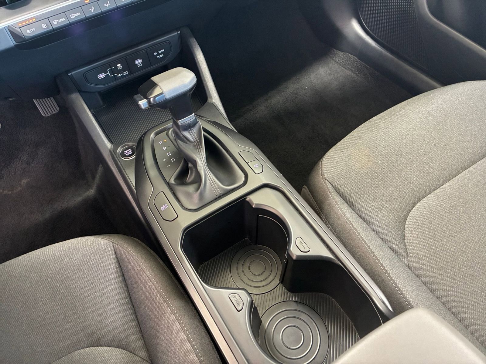 Used 2025 Kia K4 LXS image 40