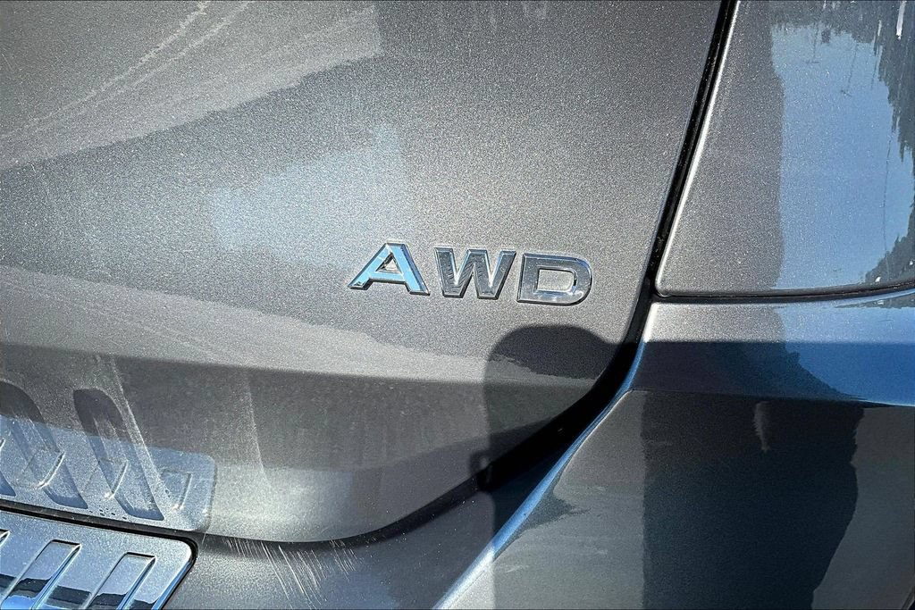 Used 2018 Nissan Rogue S AWD/4WD image 21