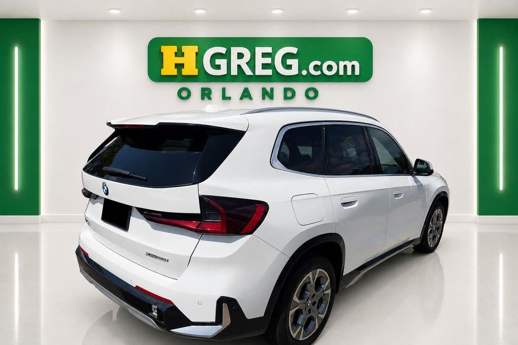 Used 2023 BMW X1 xDrive28i w/ Convenience Package AWD/4WD image 2