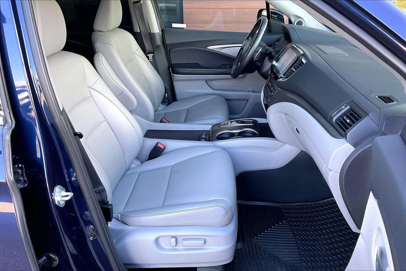 Used 2022 Honda Ridgeline RTL-E image 22