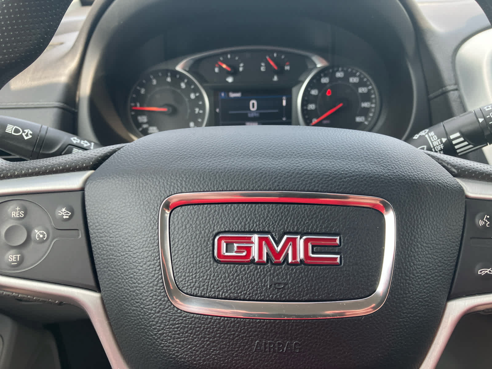 Used 2023 GMC Terrain SLE w/ Driver Convenience Package AWD/4WD image 14