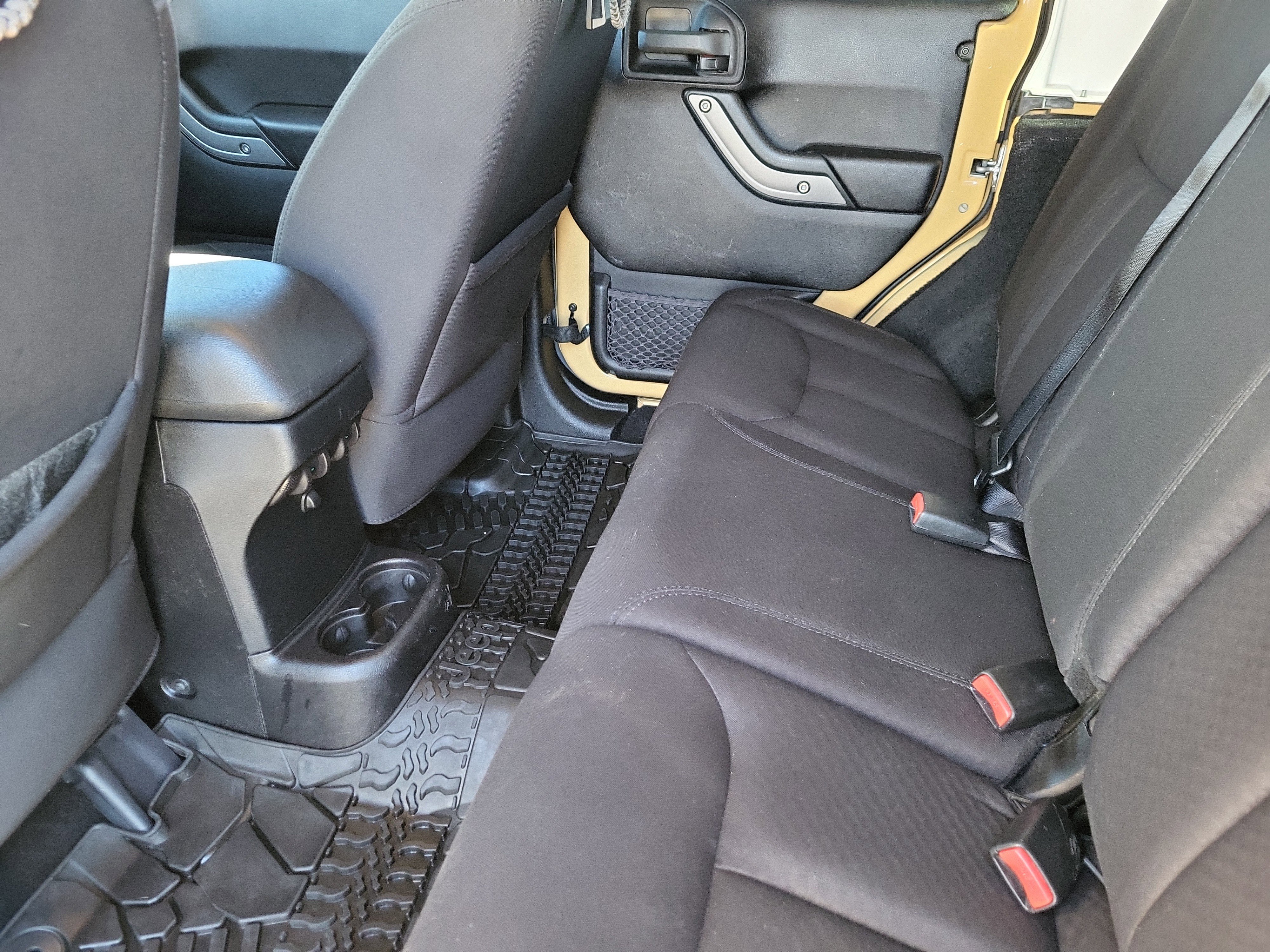 Used 2014 Jeep Wrangler Unlimited Sport w/ Quick Order Package 24S image 10