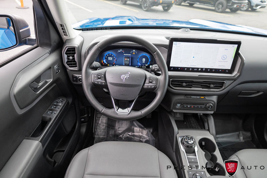 Used 2025 Ford Bronco Sport Badlands w/ Badlands Tech Package AWD/4WD image 2