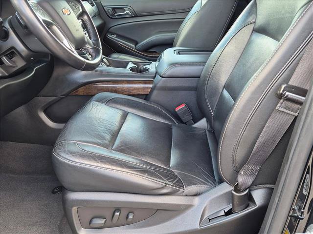 Used 2019 Chevrolet Suburban LT AWD/4WD image 15