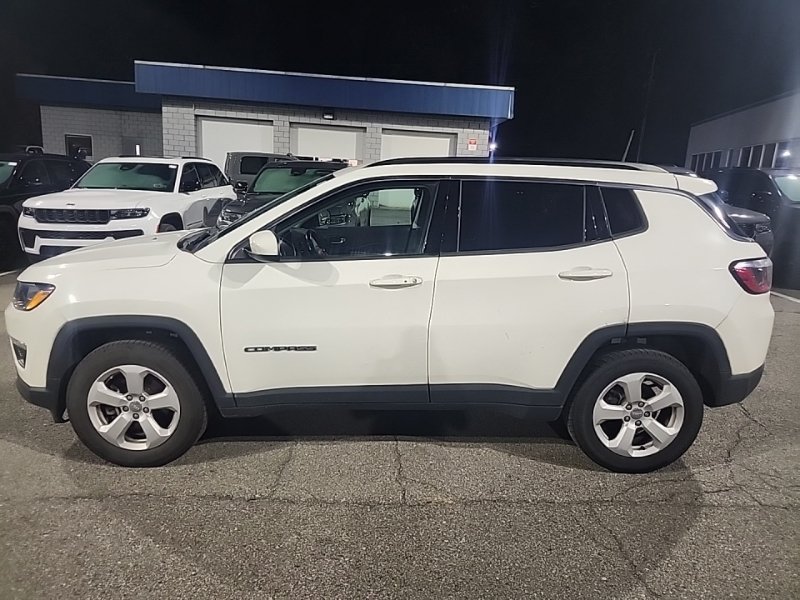 Used 2021 Jeep Compass Latitude w/ Convenience Group AWD/4WD image 4