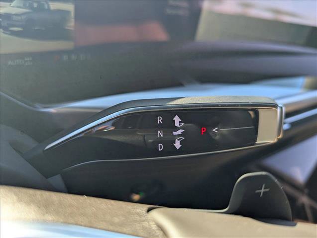 Certified 2025 Cadillac Escalade ESV Premium Luxury w/ Touring Package image 11