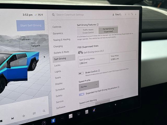 Used 2024 Tesla Cybertruck Cyberbeast AWD/4WD image 37