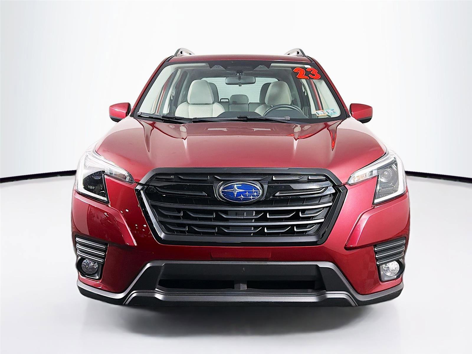 Used 2023 Subaru Forester Premium AWD/4WD image 2