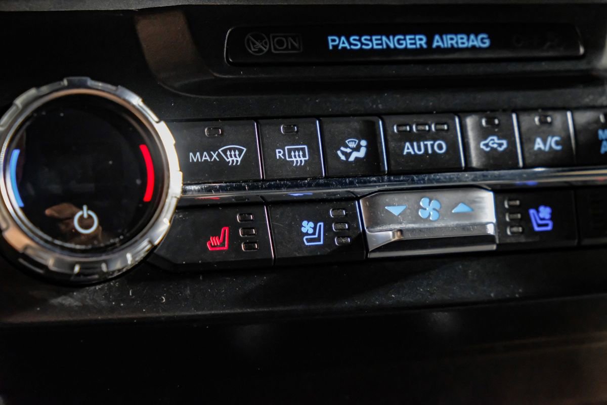 Used 2022 Ford F350 Lariat w/ Lariat Ultimate Package image 25