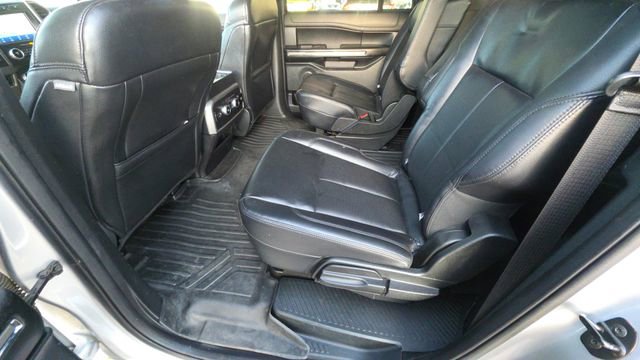 Used 2021 Ford Expedition Max XLT image 17