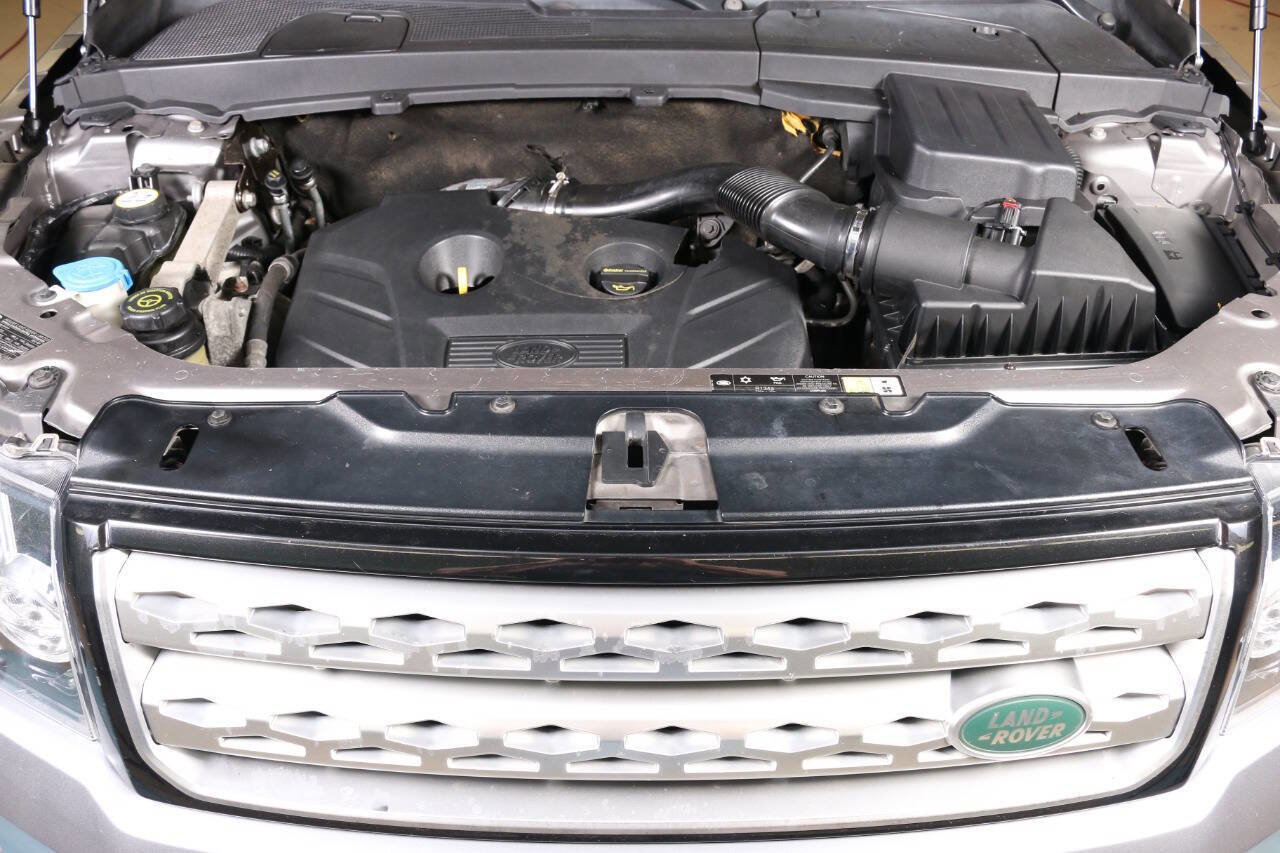 Used 2013 Land Rover LR2 HSE image 7