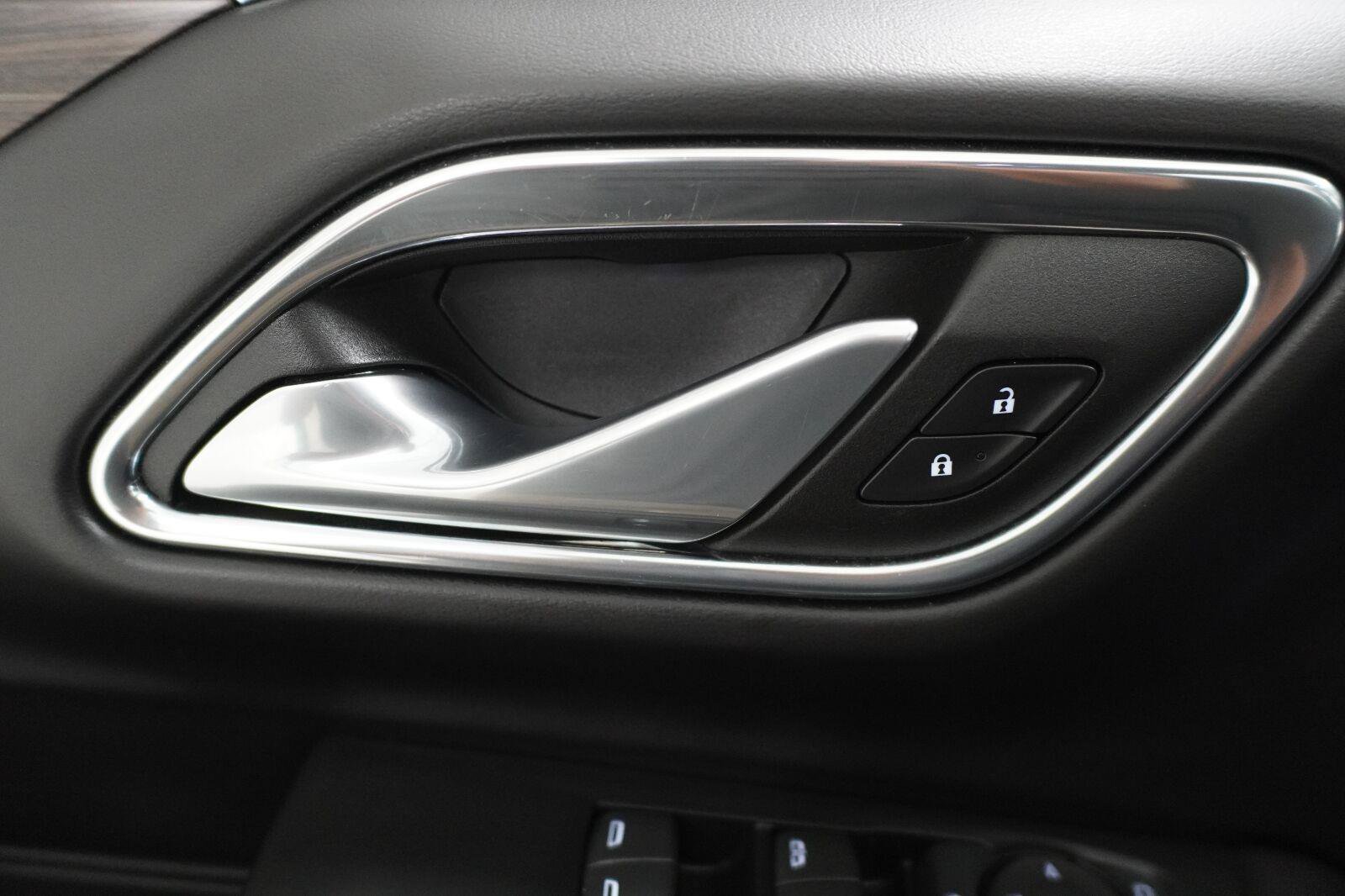 Used 2023 Chevrolet Tahoe LS RWD image 19
