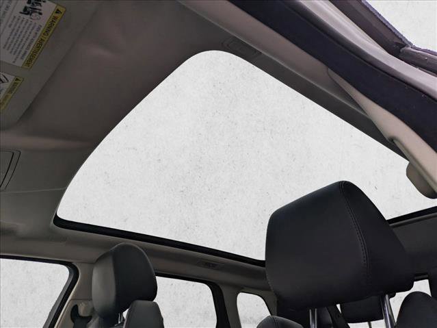 Used 2014 Land Rover Range Rover Evoque Pure Premium image 16