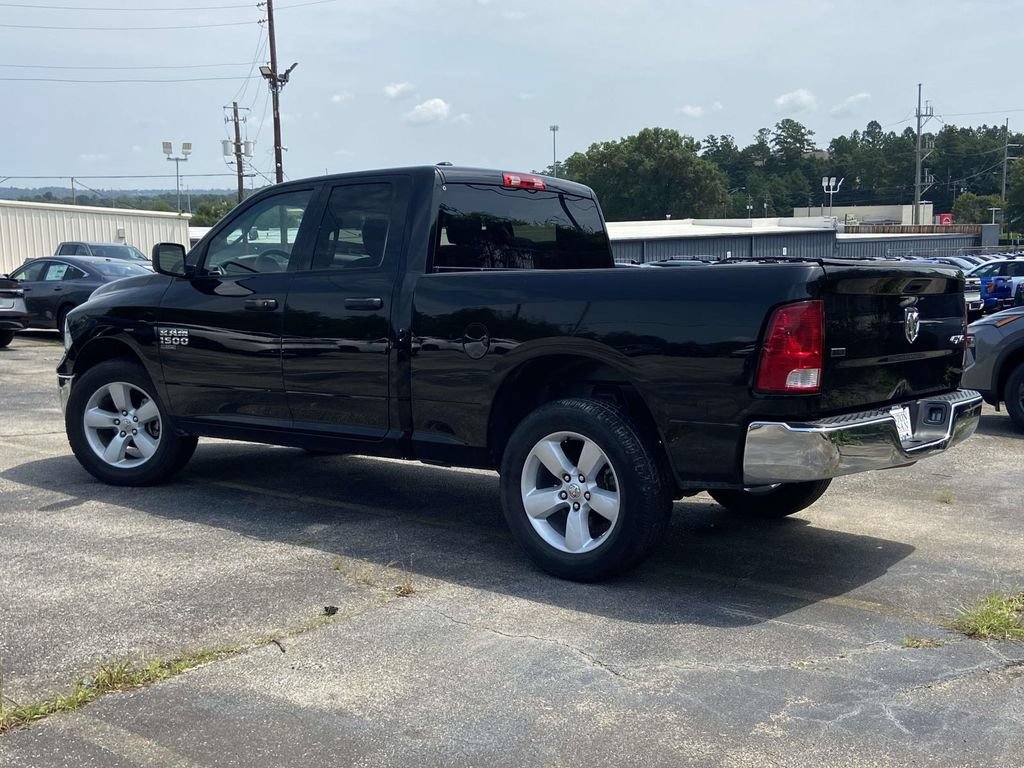 Used 2024 RAM 1500 Classic SLT AWD/4WD image 4