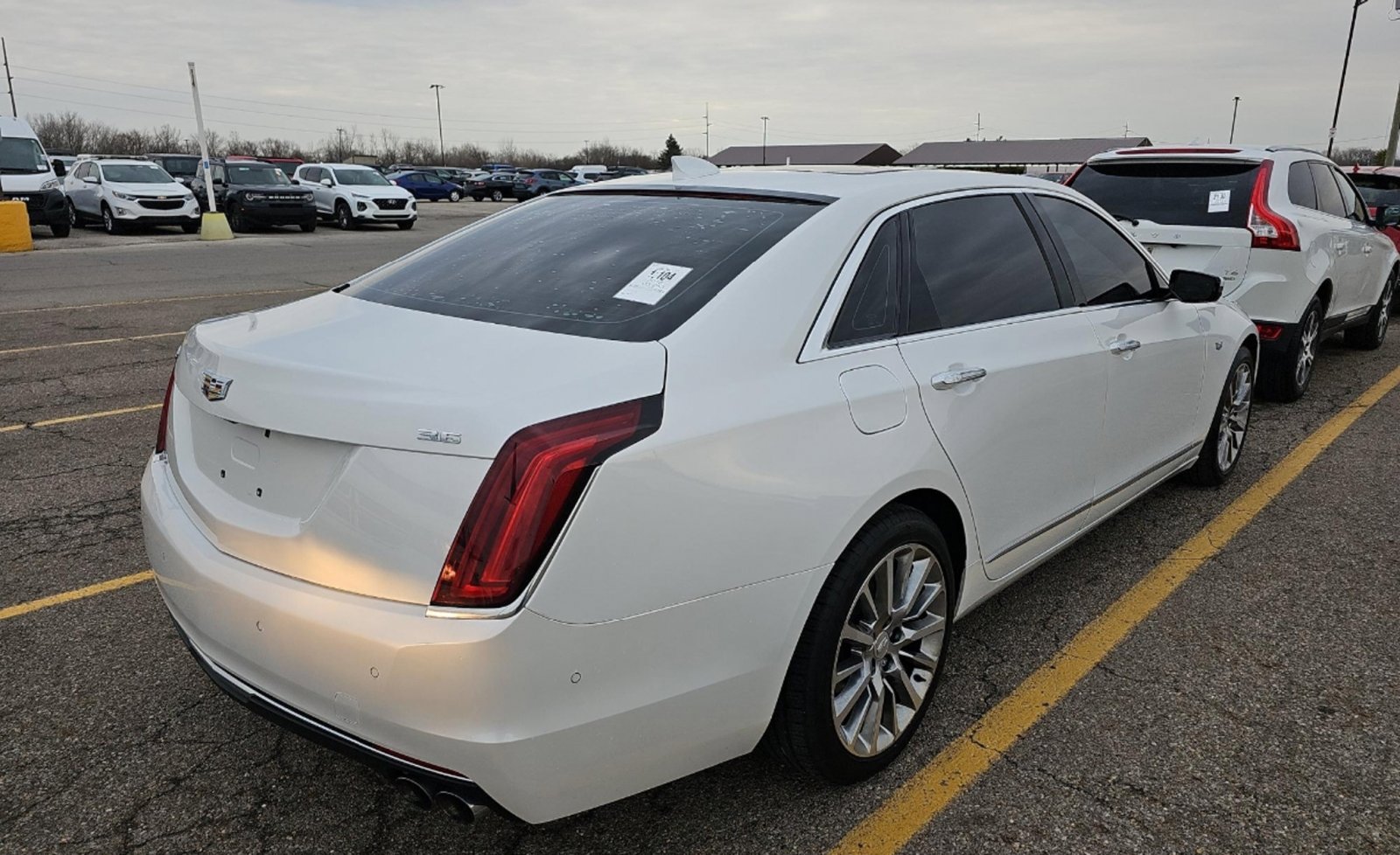 Used 2018 Cadillac CT6 Luxury AWD/4WD image 4