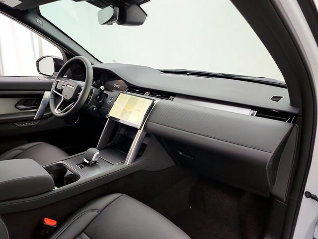 New 2026 Land Rover Discovery Sport Landmark AWD/4WD image 17