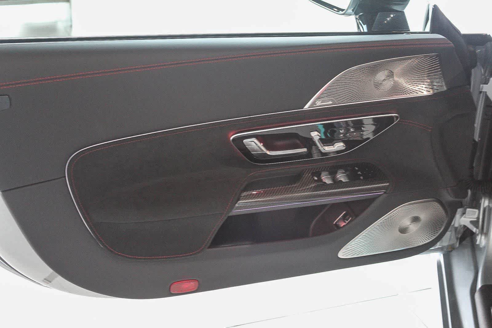 New 2024 Mercedes-Benz SL 63 AMG 4MATIC image 19