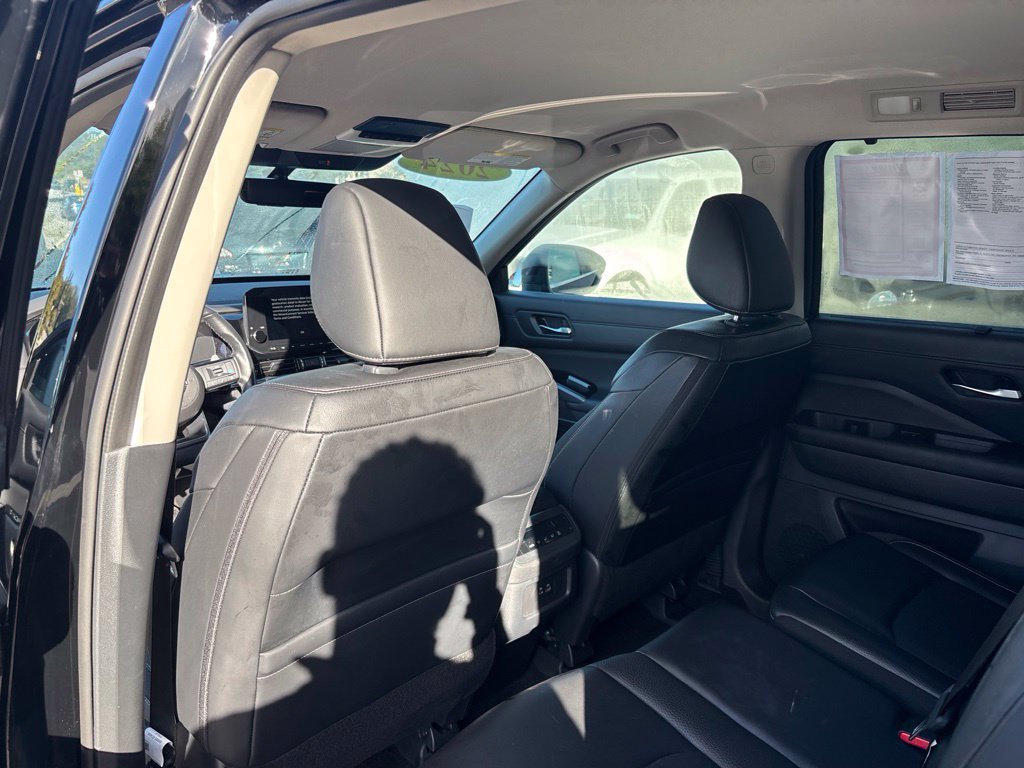Certified 2024 Nissan Pathfinder SL AWD/4WD image 20
