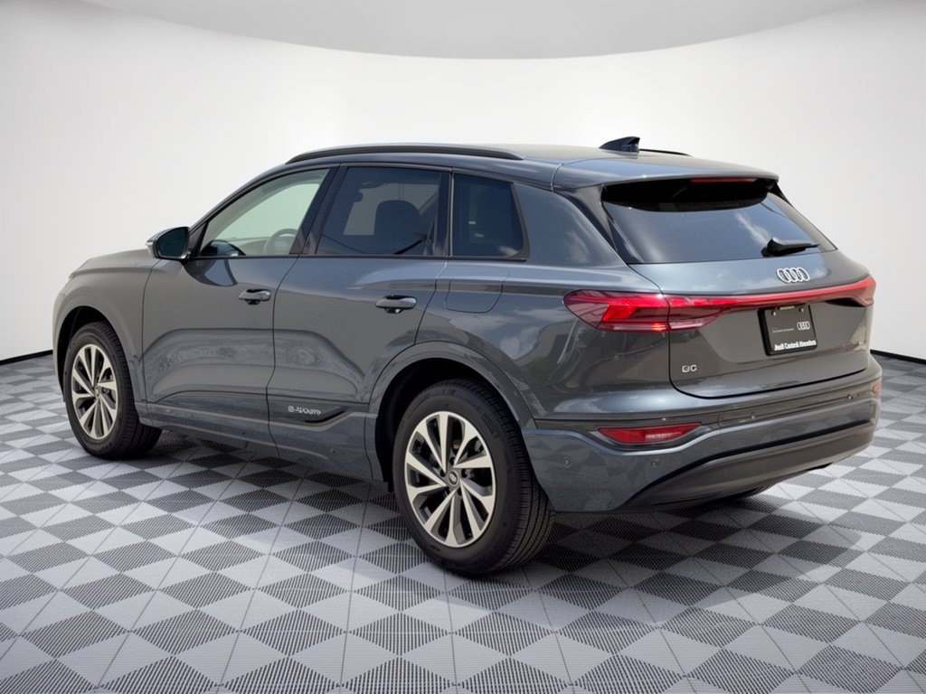 Certified 2025 Audi Q6 e-tron Premium Plus w/ Premium Plus AWD/4WD image 3