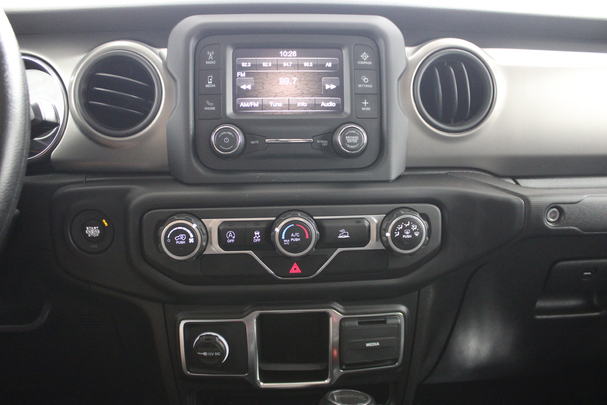 Used 2021 Jeep Gladiator Sport AWD/4WD image 31