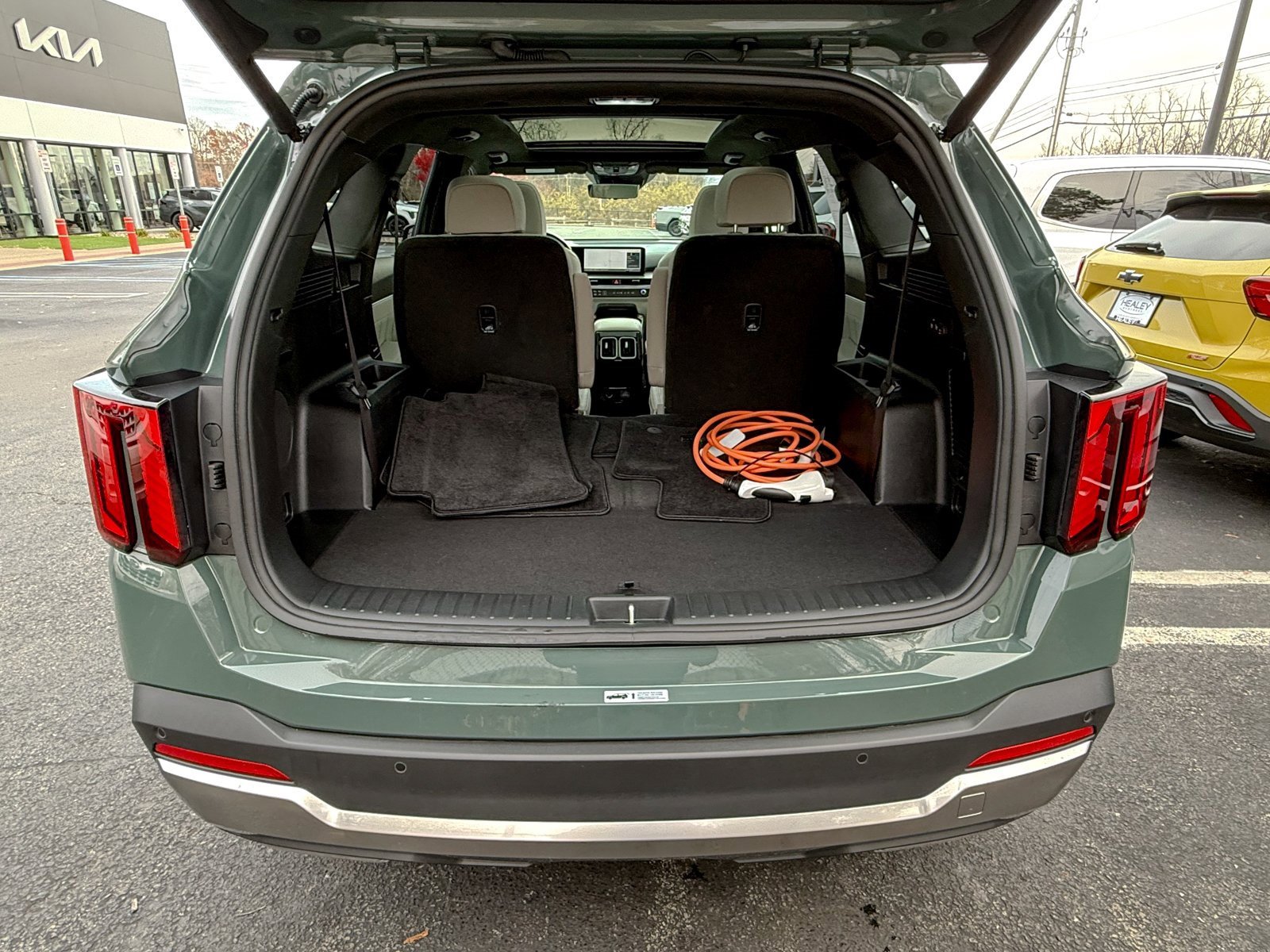 Certified 2025 Kia Sorento SX Prestige image 40