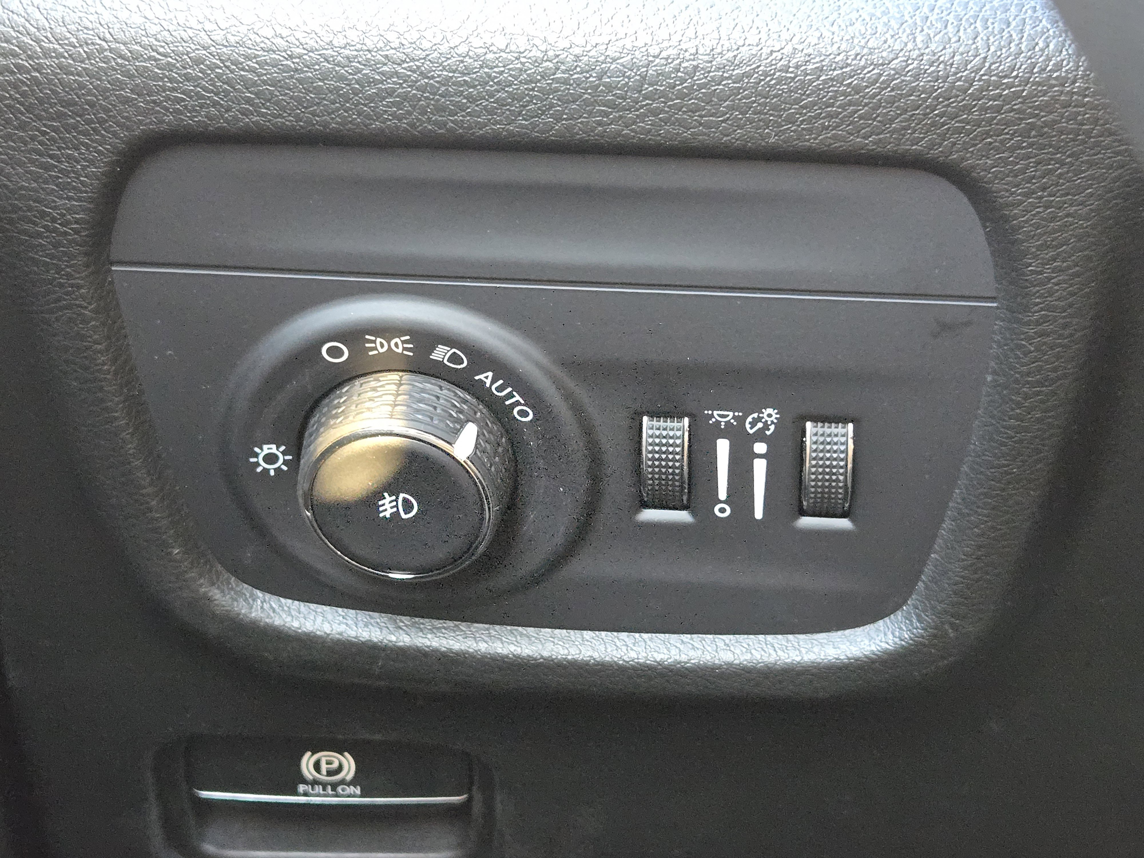 Used 2022 Jeep Grand Cherokee Summit image 25