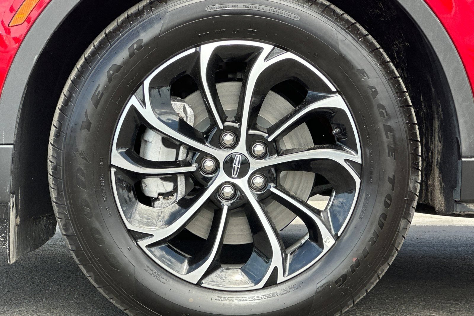 New 2026 Lincoln Nautilus Premier w/ Equipment Group 102A AWD/4WD image 25