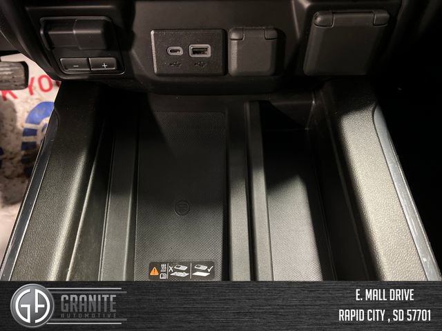 Used 2023 GMC Sierra 2500 AT4 w/ AT4 Premium Plus Package image 36