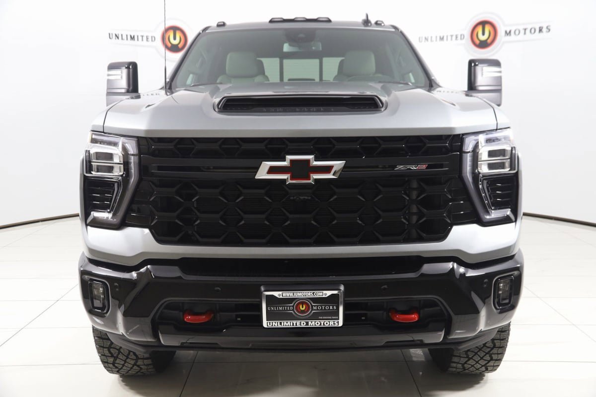 Used 2025 Chevrolet Silverado 2500 ZR2 AWD/4WD image 50