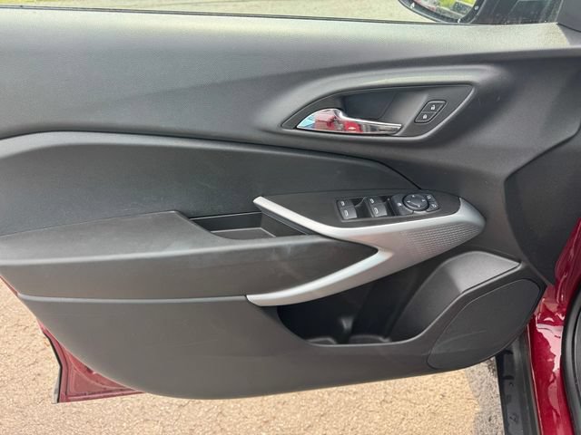 Used 2024 Chevrolet Trax LS w/ Driver Confidence Package FWD image 20