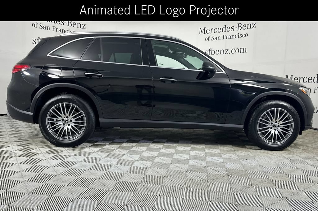 Certified 2026 Mercedes-Benz GLC 300 image 4