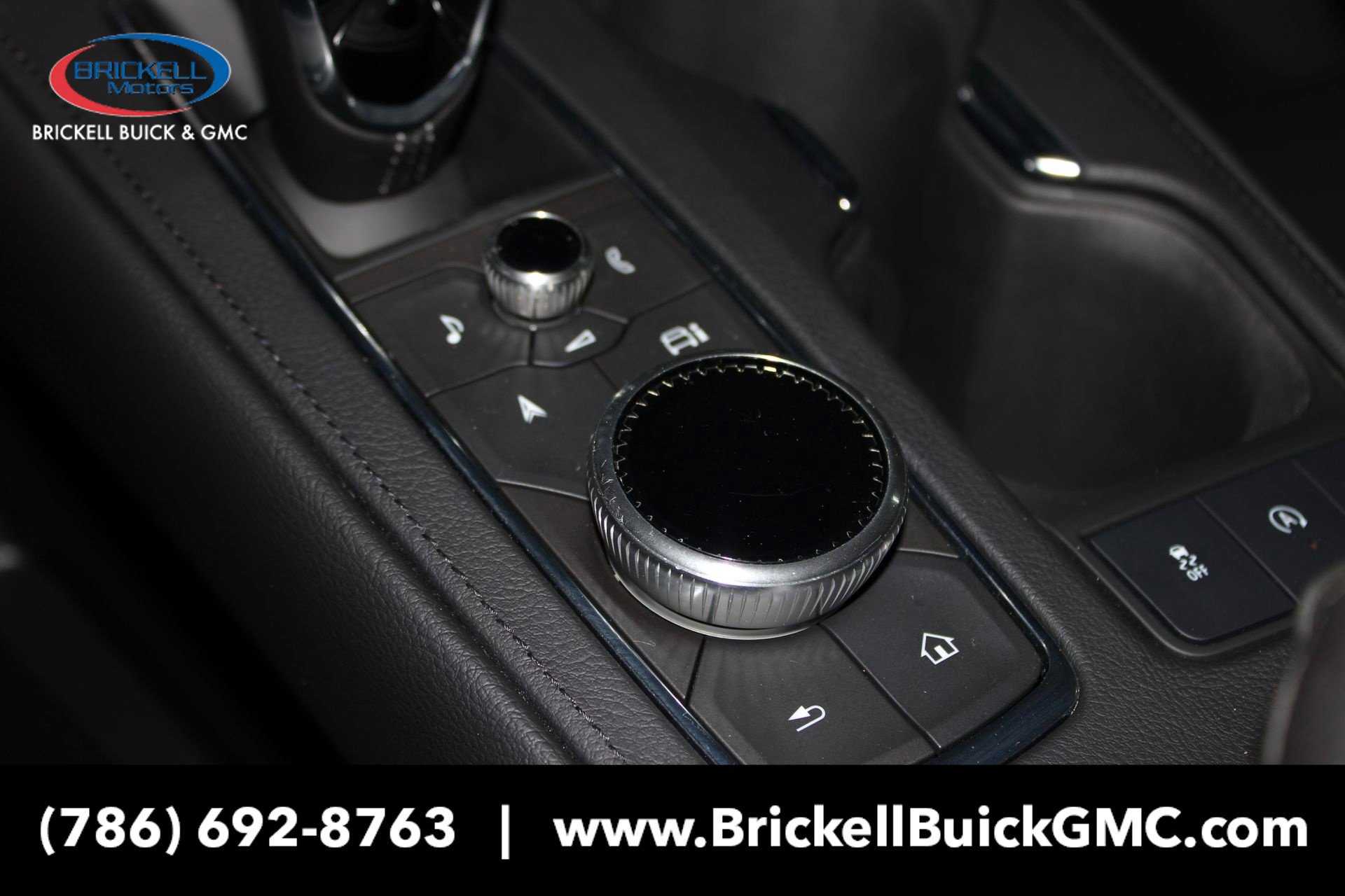 Used 2024 Cadillac XT4 Premium Luxury FWD image 32