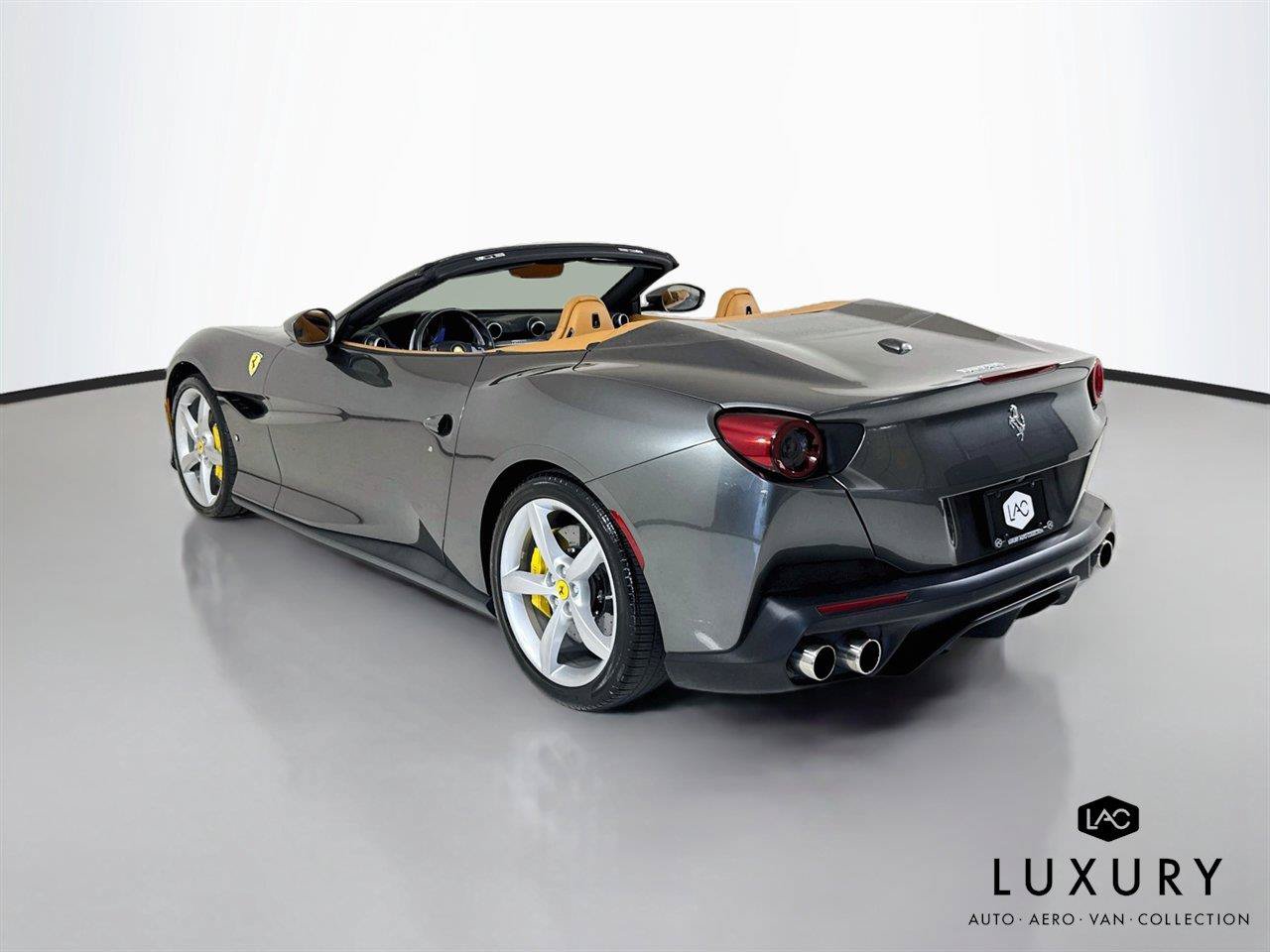 Used 2019 Ferrari Portofino RWD image 8
